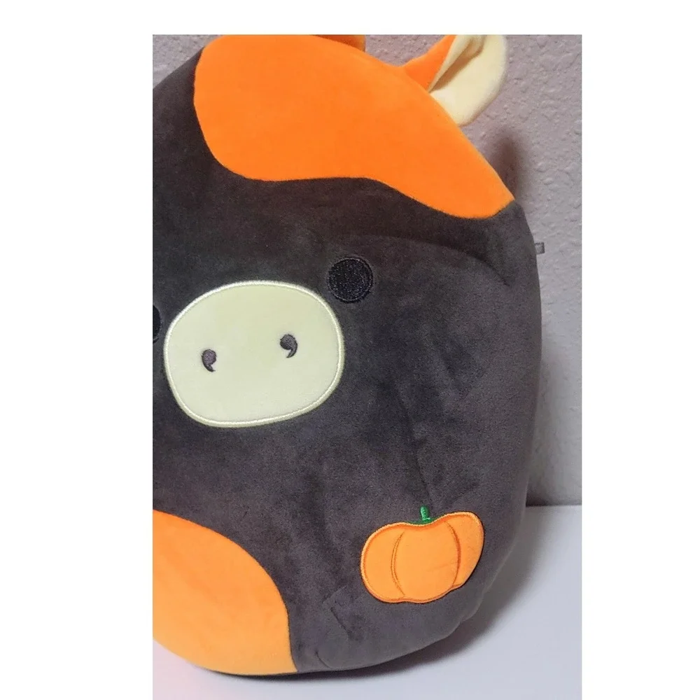 Squishmallows Halloween Cillian the Cow Grey Orange Pumpkin Plush Jazwares 8
